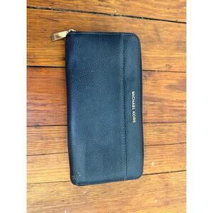 MICHAEL KORS Navy Mercer Multipocket Continental Zip Up Wallet